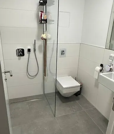 Apartment Moderne Penthousewohnung In Zentrumsnaehe