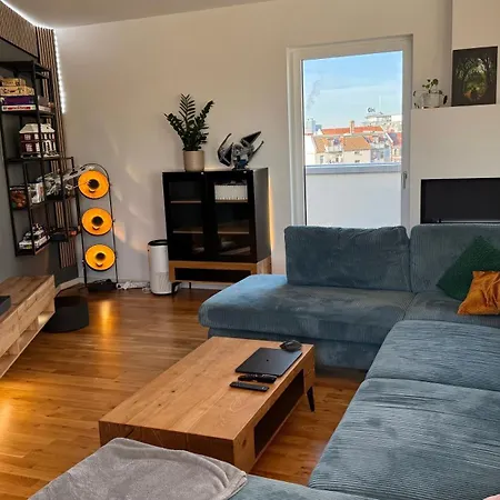 Moderne Penthousewohnung In Zentrumsnaehe Apartment *